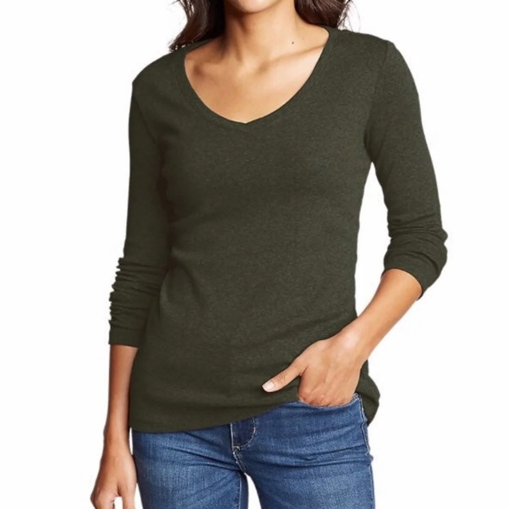 Like new! Women’s Eddie Bauer top